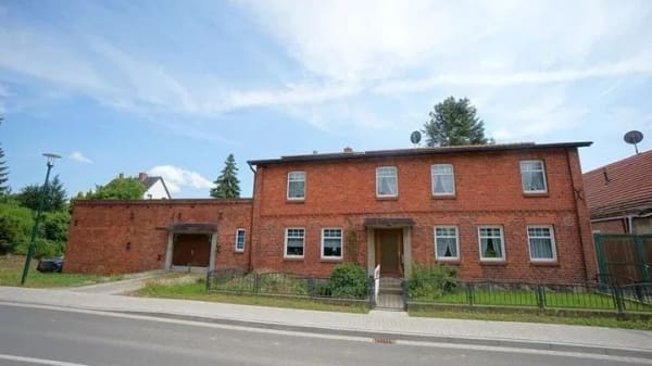 Immobilie in Dorf Mecklenburg - Für Naturliebhaber und Bahnfans - Bild 1