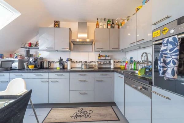 Immobilie in Kenzingen - Wohnkomfort auf zwei Ebenen: 4-Zimmer-Maisonettewohnung mit Balkon - Bild 4