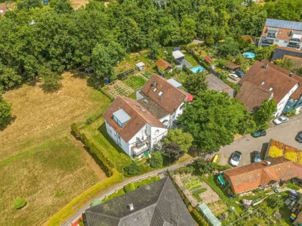 Immobilie in Weissach im Tal - Renovierungsbedürftige 1-Zimmer-Wohnung mit Terrasse und Garage! - Bild 4