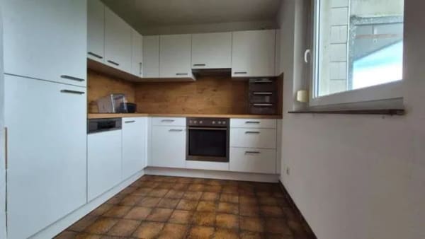 Immobilie in Ostfildern - Sofort beziehbare tolle 3 Zimmer-Wohnung mit Balkon & Aufzug in Ostfildern! - Bild 4