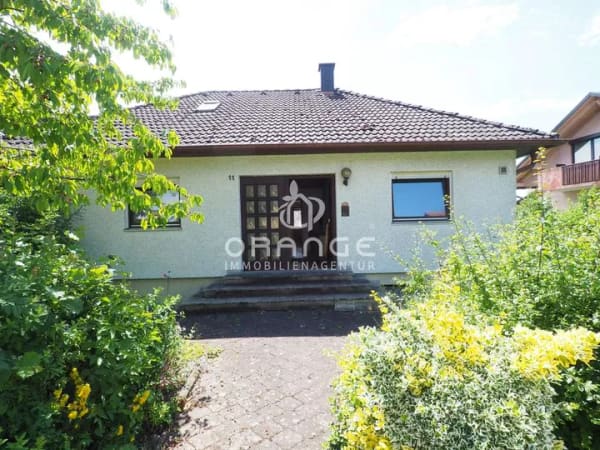 Immobilie in Haldenwang - * Charmanter Bungalow in idyllischer Lage – Ihr Rückzugsort mit Potenzial in Haldenwang - OT * - Bild 0