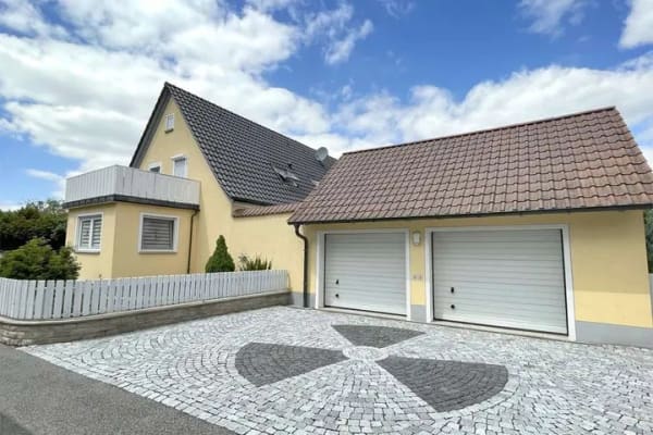 Immobilie in Rödelsee - Platz, Ruhe und Potenzial in sonniger Lage - Bild 1