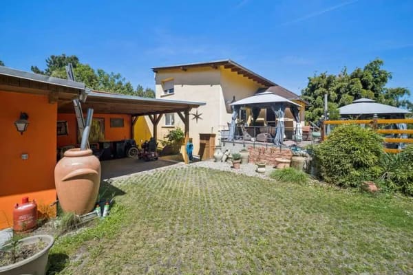 Immobilie in Bad Liebenwerda - Provisionsfrei - Haus auf großem Grundstück in ruhiger Lage mit Koiteich und PV-Anlage - Bild 3
