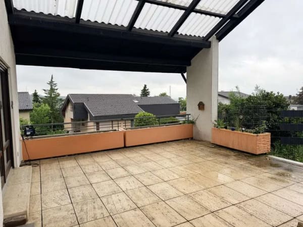 Immobilie in Neckarwestheim - Individuelles Architektenhaus in ruhiger Weinberglage - Zwei Generationen, ein Zuhause - Bild 2