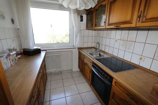 Immobilie in Kaarst - + Holzbüttgen + 3-Zimmer-Wohnung + ca. 84 m² + Bj.1974 + 5. OG + Aufzug + - Bild 1