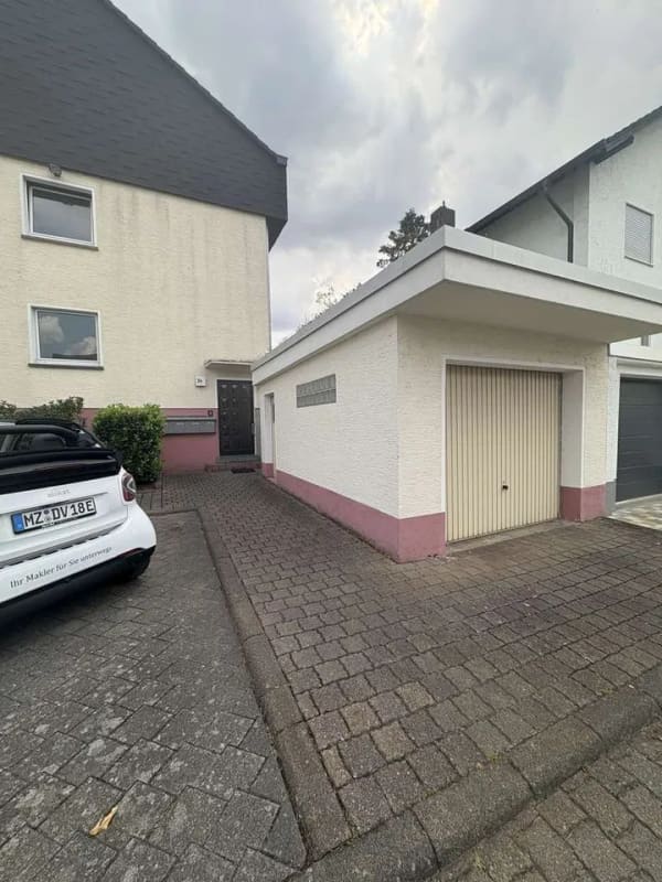 Immobilie in Budenheim - NEU NEU NEU %% Kapitalanlage mi 4 x Wohnungen und Garage 3 x PKW Stellplätze %% - Bild 1