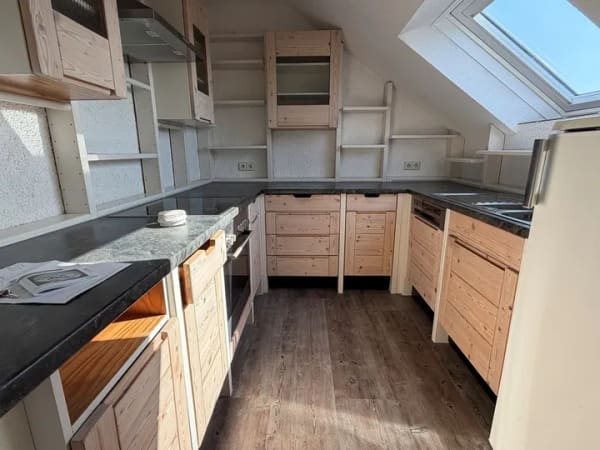 Immobilie in Kleinwallstadt - Keine Käuferprovision! 2 Zi.-DG ETW "Penthouse-Feeling m. Weitblick! Kaufen Sie ab € 425,- mtl.* - Bild 2