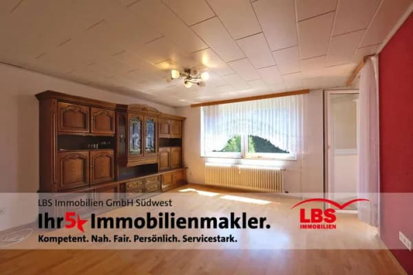 Immobilie in Karlsbad - 2,5 Zimmer-Wohnung inkl. Garage in Langensteinbach - Bild 1
