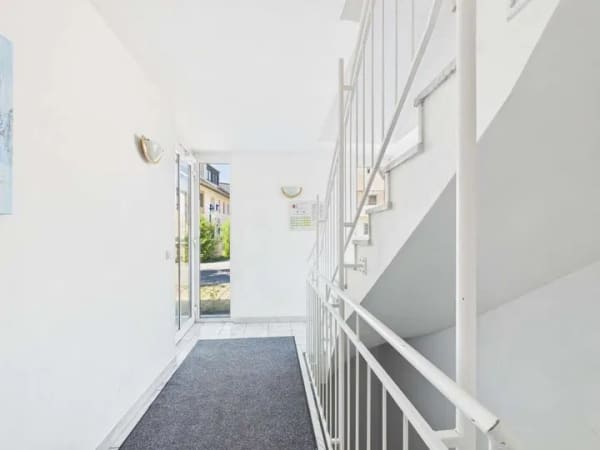 Immobilie in Grafing bei München - Wohnen, Investieren und Generationen vereinen – gepflegtes 3-Parteienhaus in attraktiver Lage - Bild 4