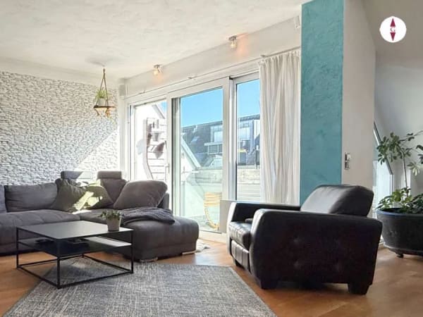 Immobilie in Sinzheim - Maisonette-Wohnung – stilvolles Wohnen über den Dächern von Sinzheim mit Loggia und TG-Stellplatz - Bild 1