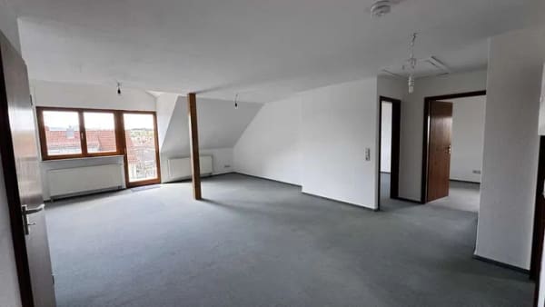 Immobilie in Bodelshausen - Hell, großzügig, mit Ausblick: 3 Zimmer Wohnung in Bodelshausen - Bild 1