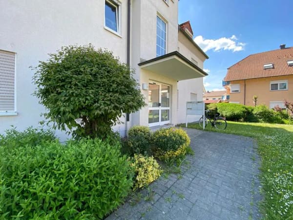 Immobilie in Kleinheubach - Helle 2-Zi.-Eigentumswohnung mit Loggia und Kfz-Stellplatz! - Bild 1