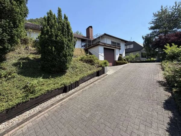 Immobilie in Schindhard - Bungalow - Zweifamilienhaus möglich – besonders schöne Lage - Fernsicht. - Bild 1