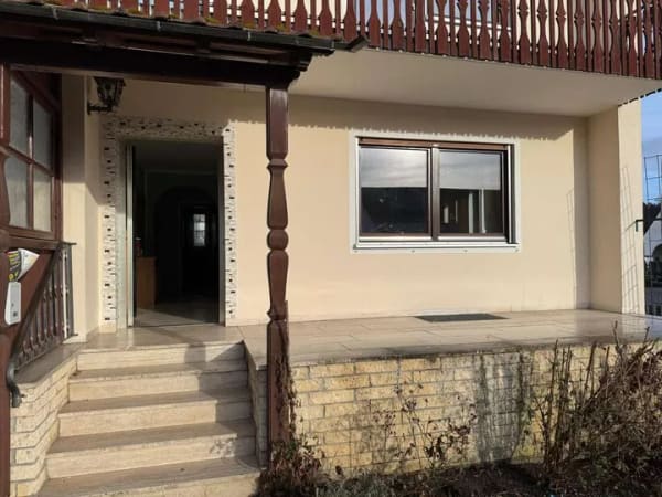 Immobilie in Gerolsbach - Wohnhaus mit zusätzlichem Baugrundstück / Gartenfläche in Junkenhofen zu verkaufen! - Bild 1
