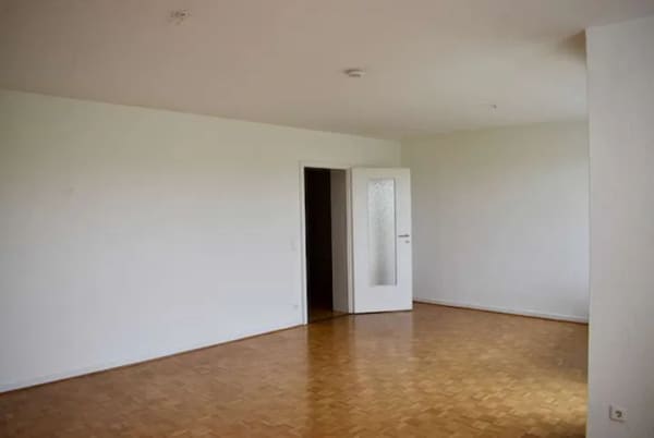 Immobilie in Mülheim an der Ruhr - DREI VERMIETETE EIGENTUMSWOHNUNGEN AUF EINEM ERBBAU GRUNDSTÜCK! - Bild 4