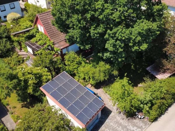 Immobilie in Weil im Schönbuch - Freistehendes Einfamilienhaus mit großem Grundstück und Ausbaupotential in Weil im Schönbuch - Bild 0