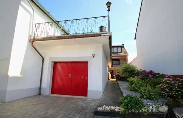Immobilie in Bad Breisig - Modernisiertes Mehrfamilienhaus mit Garage große Sonnenterrasse mit Fernblick Ruhiglage Bad Breisig - Bild 4