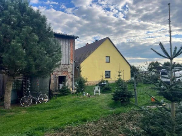 Immobilie in Leisnig - Charmantes Einfamilienhaus mit großzügiger Scheune in idyllischer Dorflage im OT Polditz bei Leisnig - Bild 1