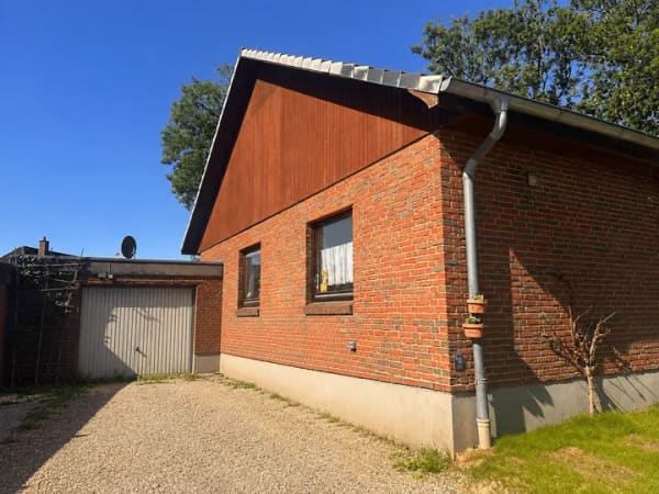 Immobilie in Hürup - Ebenerdiges Einfamilienhaus mit viel Potenzial - Bild 2