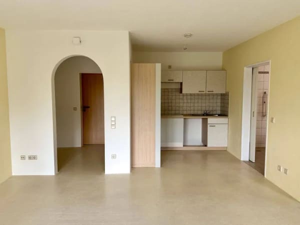 Immobilie in Edelsfeld - Wohnqualität für Senioren in idyllisch grüner Lage! 2-Zimmer-Whg. in Edelsfeld - Bild 3