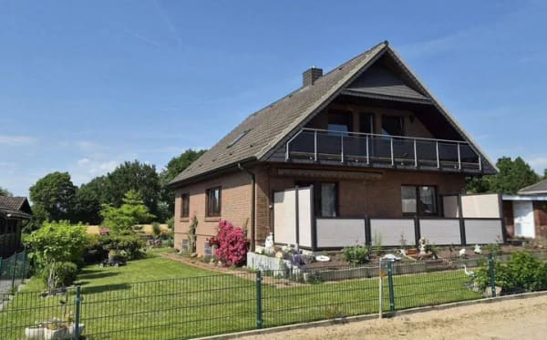 Immobilie in Rethwisch - Wohnen am Feldrand ! Gepflegtes Einfamilienhaus mit Einliegerwohnung, Vollkeller und traumhaftem Garten - Bild 0