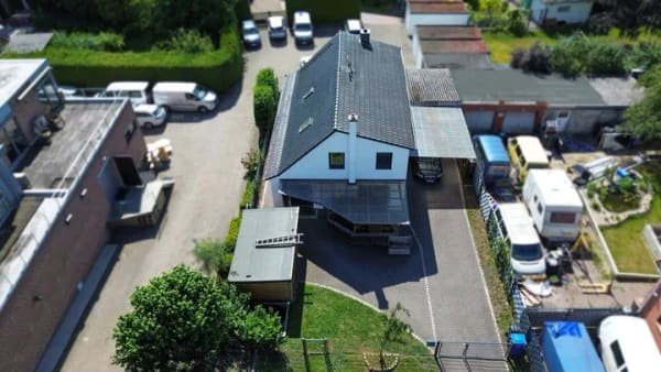 Immobilie in Grasberg - Modernisiertes 5-Zimmer-Haus  mit kleinem Garten im Herzen von Grasberg - Bild 1