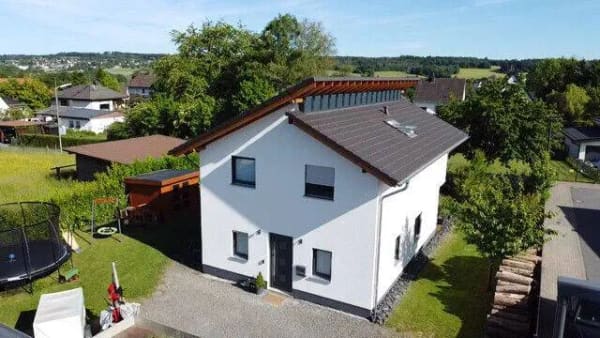 Immobilie in Neitersen - 57638 Neitersen  VIP-1476/2026  Neuwertiges Einfamilienhaus (Baujahr 2020) in schöner Lage ! - Bild 3