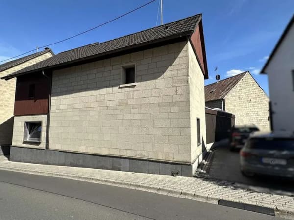 Immobilie in Weibern - Einfamilienhaus mit Großgarage, viel Platz für Ihre Hobbys  „Alte Schmiede“ #NäheNürburgring# - Bild 1