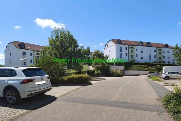 Immobilie in Waldheim - Kompakt, modern & rentabel: Vermietete 2-Raum-Wohnung - Bild 0