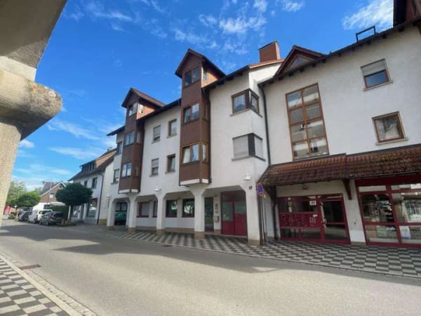 Immobilie in Blumberg - Zentrale Lage in Blumberg ... Wohnungspaket mit sechs 1- und 2-Zimmer-Wohnungen !! - Bild 0