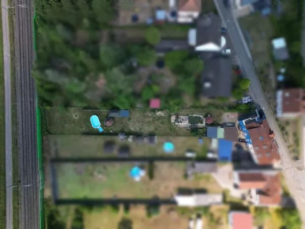 Immobilie in Bruchmühlbach-Miesau - Wohnhaus mit großem Garten, Pool, Teich und vielseitiger Außenanlage auf ca. 1.370 m² in Vogelbach - Bild 4