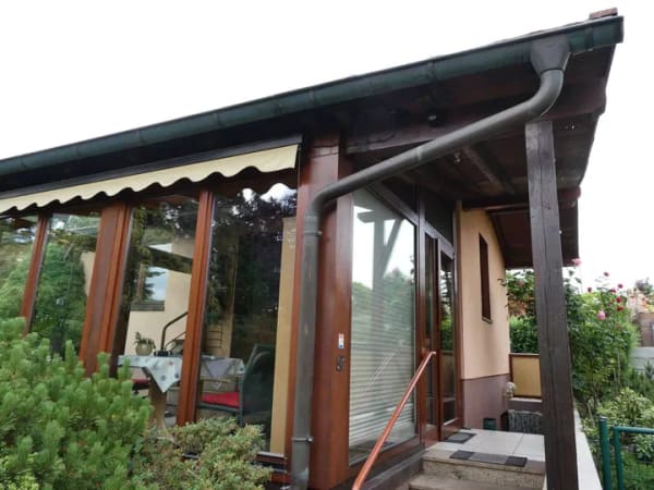 Immobilie in Frankfurt (Oder) - Einfamilienhaus im Bungalowstil mit Wintergarten auf einem schönen gepflegten Erbbaugrundstück - Bild 3