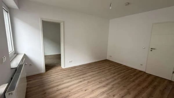 Immobilie in Telgte - Frisch sanierte 3-Zimmer-Wohnung mit Südwest-Loggia - Bild 2