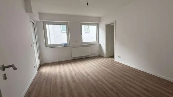 Immobilie in Telgte - Frisch sanierte 3-Zimmer-Wohnung mit Südwest-Loggia - Bild 3