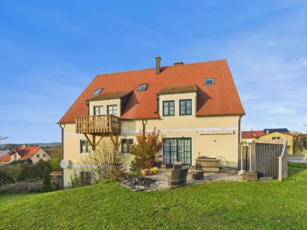 Immobilie in Brunn - Mehrfamilienhaus in Laaber - Bild 1