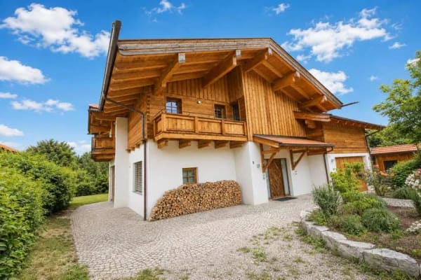Immobilie in Lenggries - Einfamilienhaus mit Bergblick in ruhiger und begehrter Lage von Lenggries - Bild 1