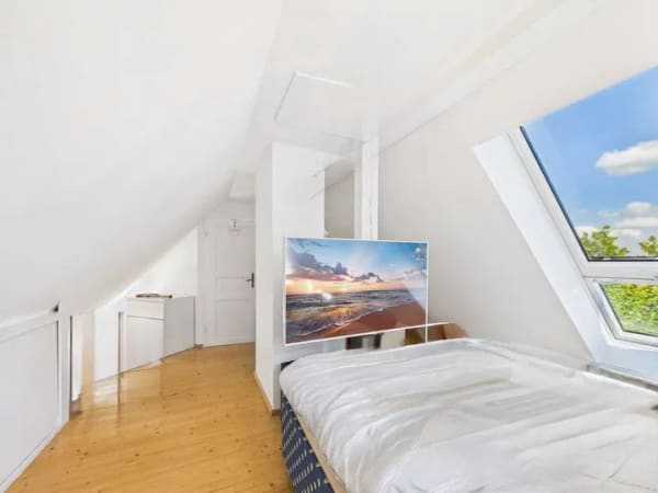 Immobilie in Utting am Ammersee - KRAFTORT AM AMMERSEE - Bezaubernde Familien-Villa mit vielen Möglichkeiten in malerischer Umgebung - Bild 2