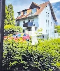 Immobilie in Schwegenheim - 3 Familien-Wohnhaus Baujahr 1996 gesamte Wohnfläsche ca. 200 m², 3x2 Zimmer... - Bild 2