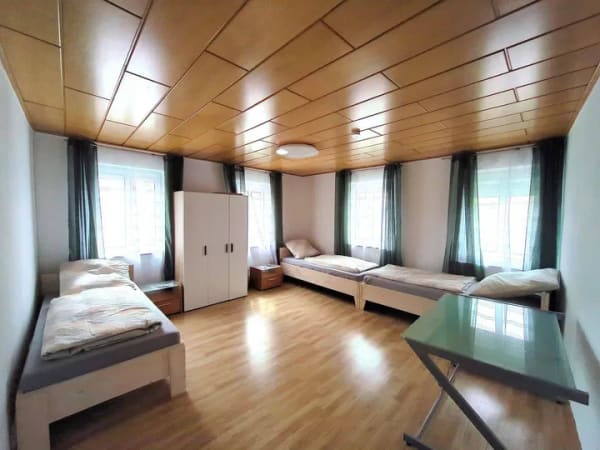 Immobilie in Ornbau - Dreistöckiges Wohnhaus mit wertsteigernden Nebengebäuden im Fränkischen Seenland - Bild 3