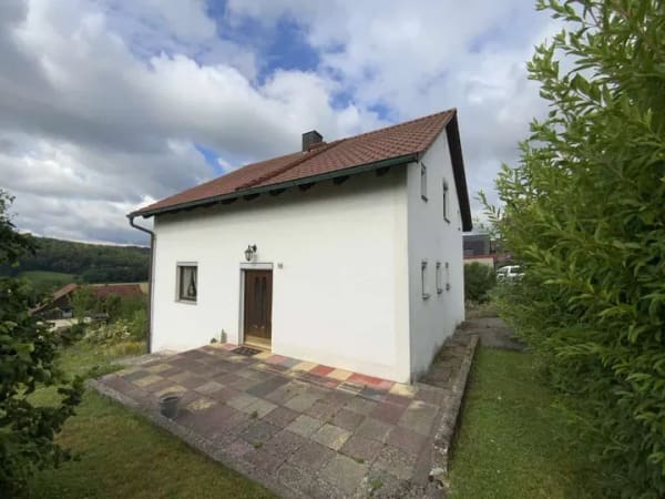 Immobilie in Wellheim - Einfamilienhaus in Wellheim - Außergewöhnliches Wohnen am Hang - Bild 4