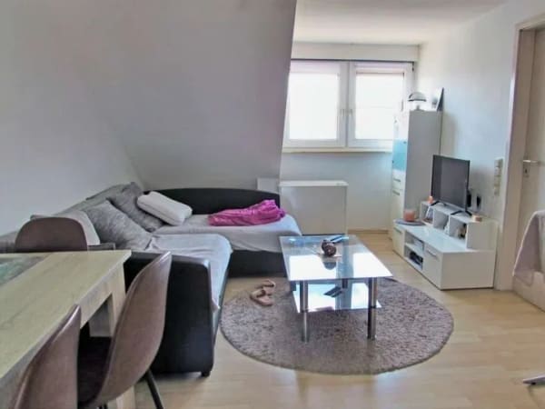 Immobilie in Hambrücken - Für Kapitalanleger: 2-Zi.-Dachwohnung in Hambrücken! - Bild 2