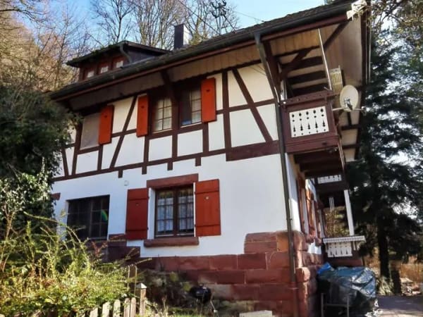 Immobilie in Bad Teinach-Zavelstein - Verwirklichen Sie Ihren Traum! Hübsches Fachwerkhaus mit Gästehaus auf herrlichem Anwesen. - Bild 3