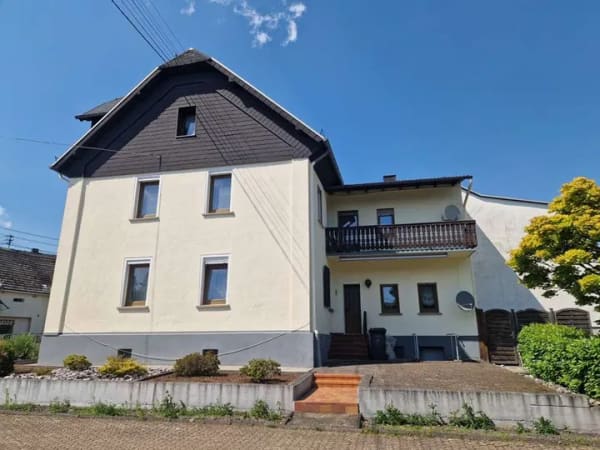 Immobilie in Meudt - Solides Einfamilienhaus mit Garten und Garage in zentraler Lage von Meudt, Nähe Montabaur! - Bild 3