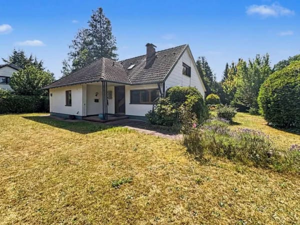 Immobilie in Schwarzenbruck - Charmantes Einfamilienhaus mit großem Garten und viel Potenzial in ruhiger Lage von Schwarzenbruck - Bild 0