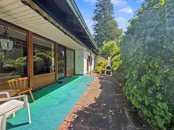 Immobilie in Schwarzenbruck - Charmantes Einfamilienhaus mit großem Garten und viel Potenzial in ruhiger Lage von Schwarzenbruck - Bild 2
