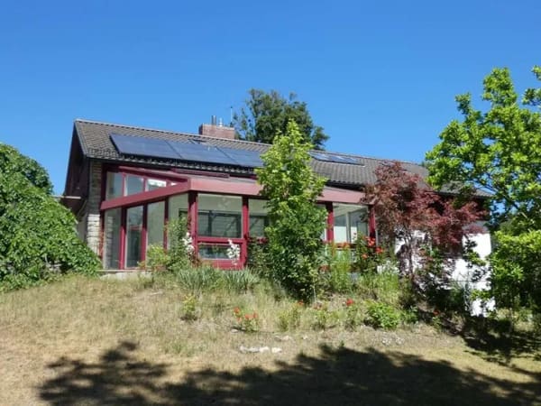 Immobilie in Dinkelsbühl - Villenähnliches Wohnen in bester Südhanglage – Großzügiges Anwesen mit einzigartigem Potenzial - Bild 1