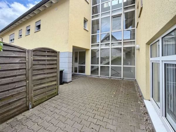 Immobilie in Holzgerlingen - Helle 1-Zimmer Wohnung mit großem Balkon im Herzen von Holzgerlingen - Bild 1