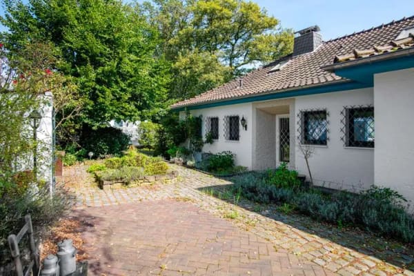 Immobilie in Neunkirchen-Seelscheid - Refugium in sehr privater Lage mit eigenem Wald - Bild 0