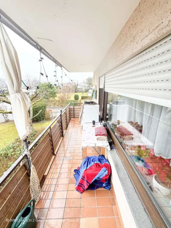 Immobilie in Allmersbach im Tal - Geräumige 5-Zimmer-Wohnung mit Garage, Stellplatz & Garten – 106 m² Wohnfläche - Bild 2