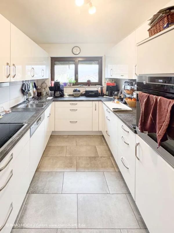 Immobilie in Allmersbach im Tal - Geräumige 5-Zimmer-Wohnung mit Garage, Stellplatz & Garten – 106 m² Wohnfläche - Bild 3